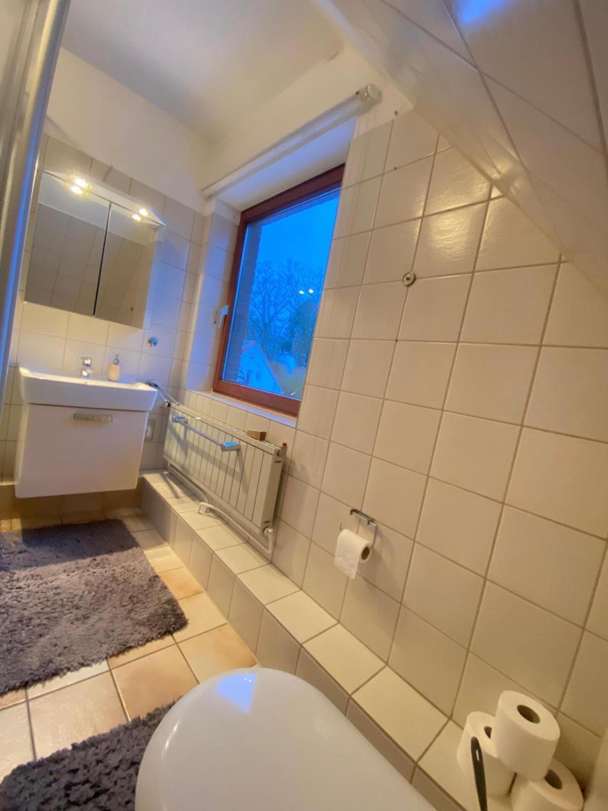 Gartenblick-Oase: Obergeschosswohnung In Hamburgo Exterior foto