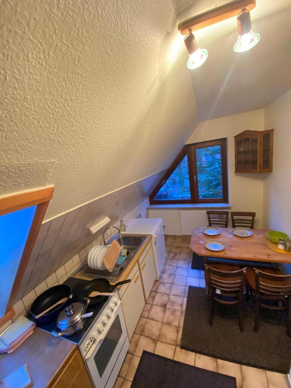 Gartenblick-Oase: Obergeschosswohnung In Hamburgo Exterior foto