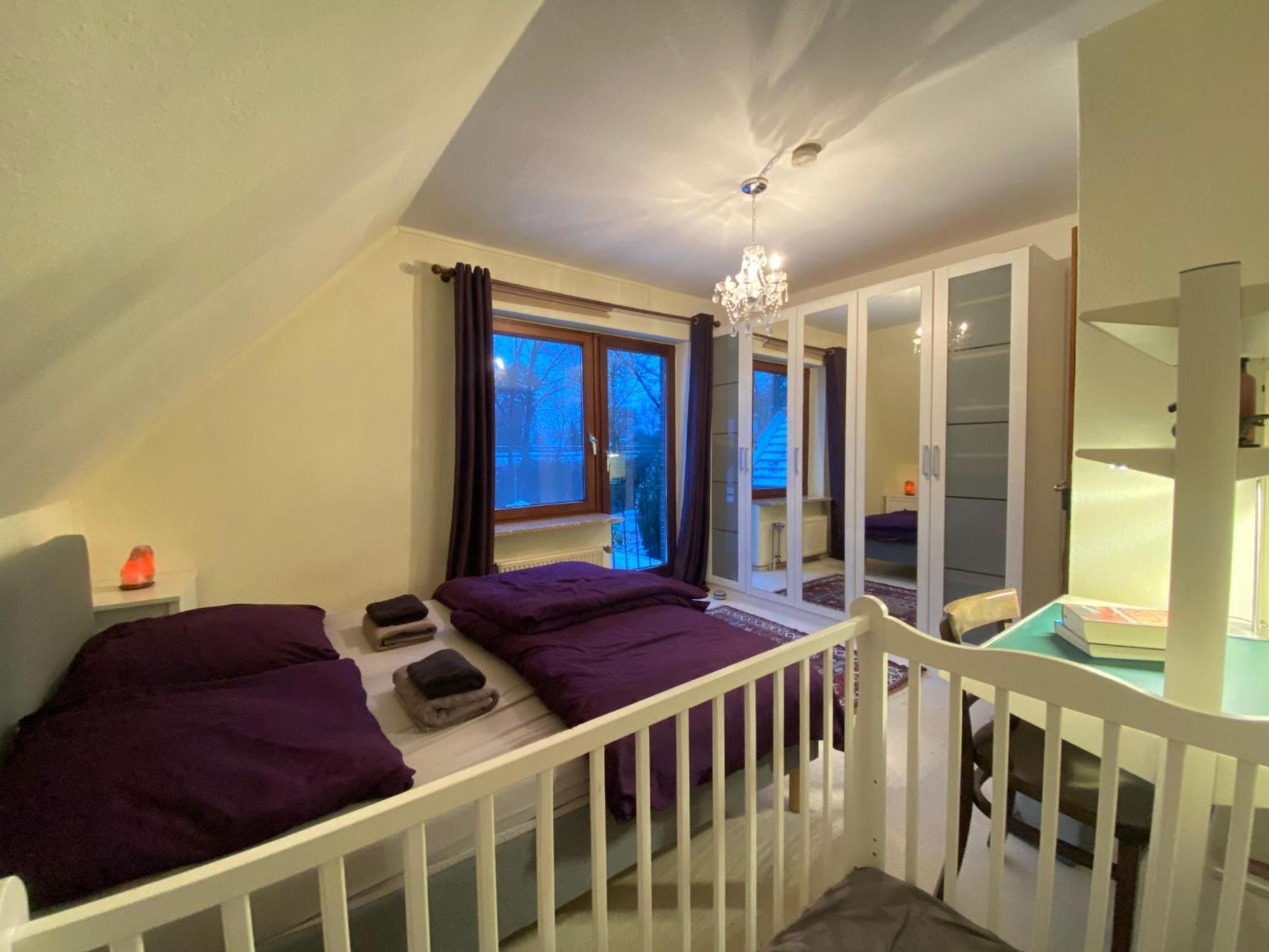 Gartenblick-Oase: Obergeschosswohnung In Hamburgo Exterior foto